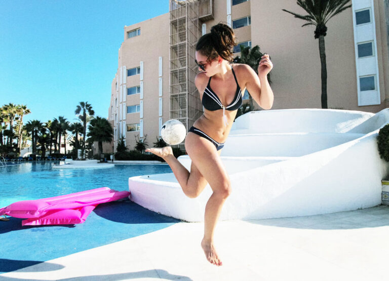 My first day again at work has impressed me to e-book my subsequent trip.